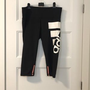 Athletic crop pant adidas L